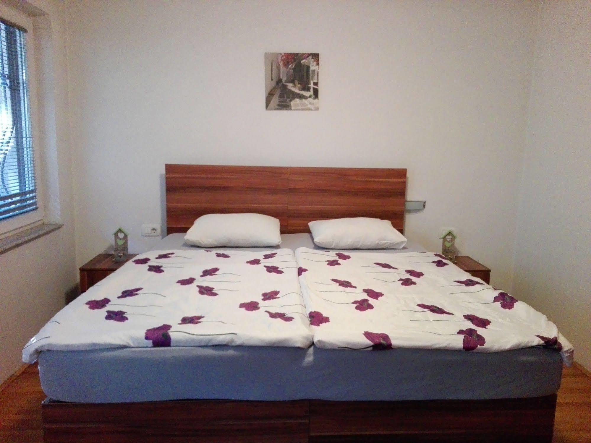 Boutique Saray Bosna Motel Sarajevo Exterior photo