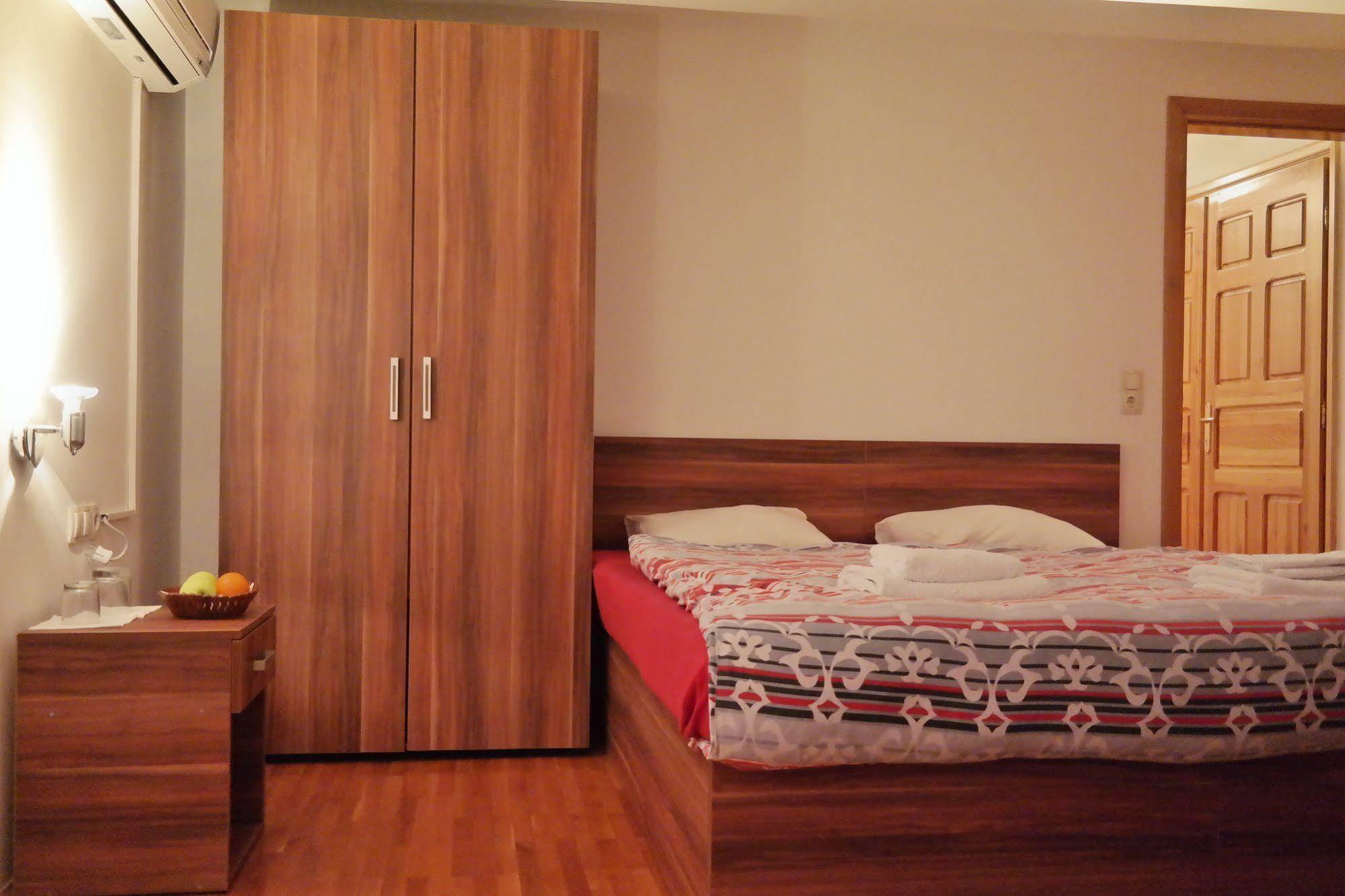 Boutique Saray Bosna Motel Sarajevo Exterior photo